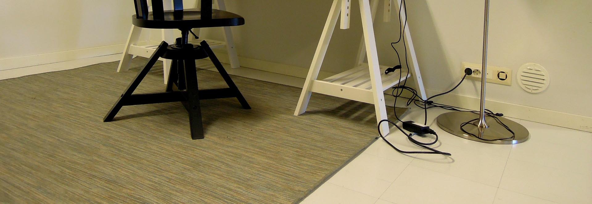 Wofür eine Bodenschutzmatte unter einem Bürostuhl gut ist -  Ergonomischer-Bürostuhl.org